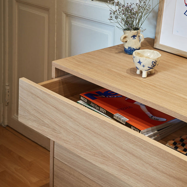 Aparador Yoko 128 cm en comedor cajon abierto Slowdeco