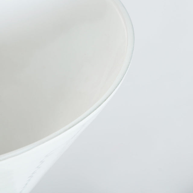 Vista detalle pantalla Lámpara de Sobremesa Montalcino Vidrio en color blanco combinado con color verde Kodu Homedesign Vical Slowdeco