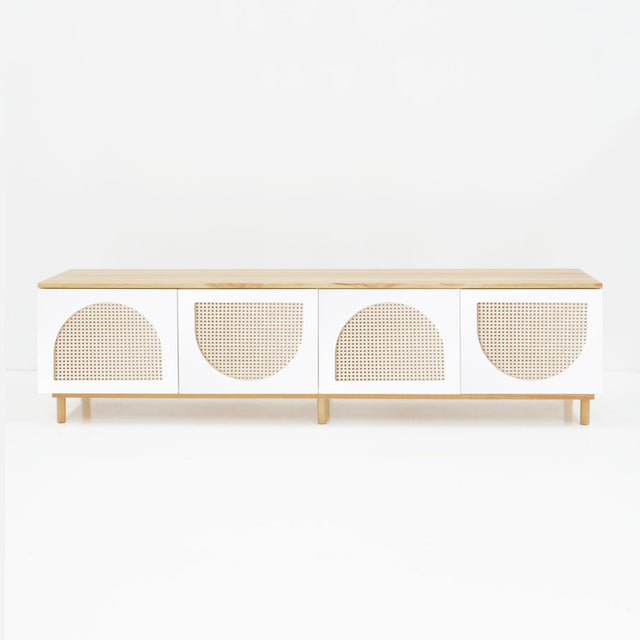 Vista frontal Mueble TV Nolla 200 cm curvy #60 4 puertas rejilla sobre patas madera Slowdeco