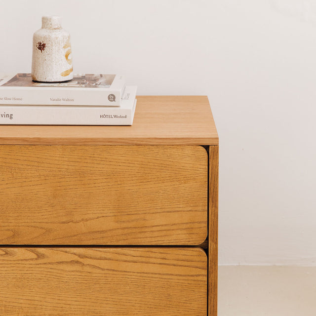 Vista frontal detalle Mueble TV Penxat 160 cm Roble 4 cajones salón comedor Slowdeco