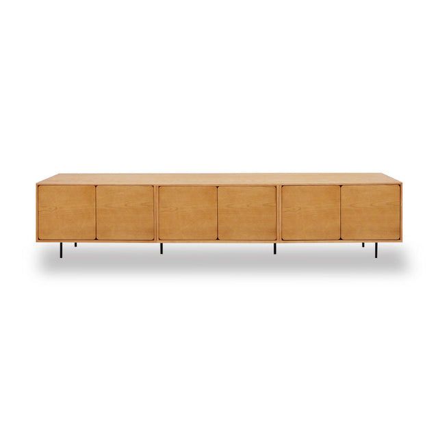 Vista frontal mueble de TV 240 cm Penxat Roble Natural Personalizado 6 Puertas apoyado patas metálicas Slowdeco