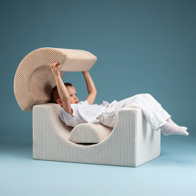 Vista lateral Set de Juego Arcoíris Blanco roto Pana niño Wigiwama Slowdeco