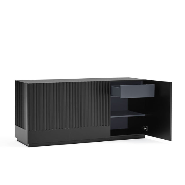 Vista lateral aparador Doric 148 cm negro con puertas abiertas derecha Slowdeco
