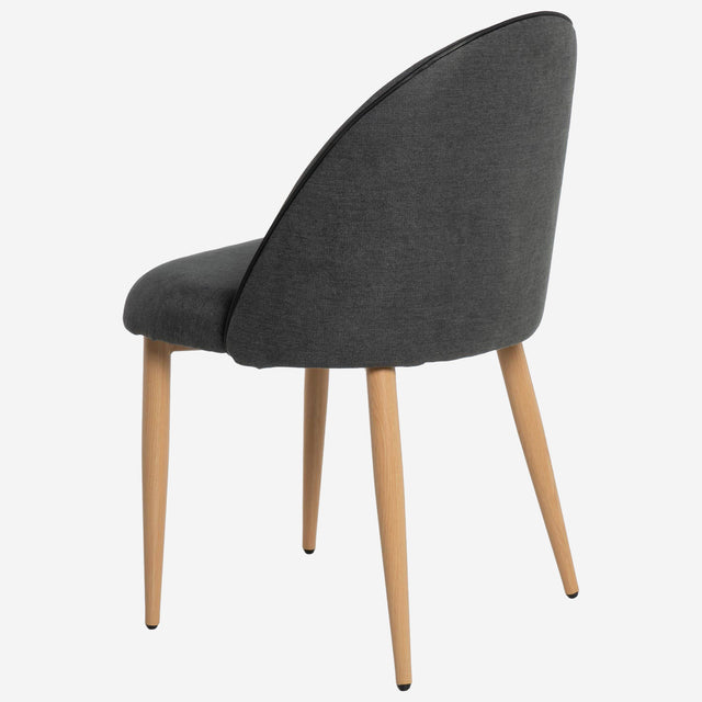Silla tapizada gris oscuro madera Curvy Som Casa