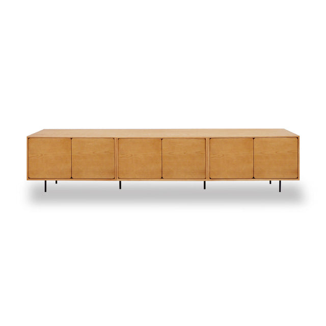 Mueble de TV de 240cm personalizado Roble Natural Puerta Abatible / Puerta Abatible / Puerta Abatible Apoyado sobre patas de acero Slowdeco