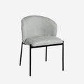 Silla Tapizada Faina Gris Claro con acabado gris vista principal de estilo nórdico