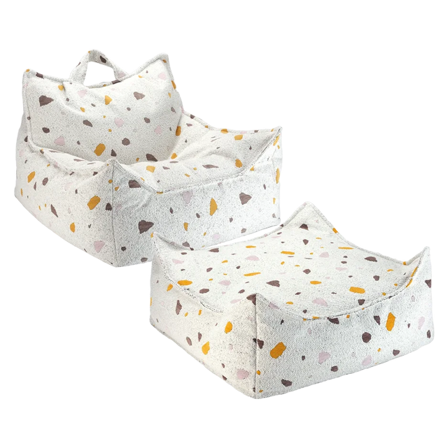 Silla de bolsas de frijoles de mármol de terrazo y set otomano