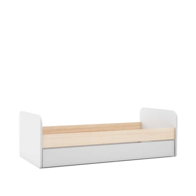 Esta cama nido de color blanco es ideal para habitaciones infantiles o juveniles y espacios pequeños. Con su diseño sencillo, brinda espacio adicional para huéspedes o almacenaje. Perfecta para optimizar el espacio de manera funcional y elegante.

Detalles del Producto

Requiere montaje: Si&nbsp;

Medidas:&nbsp;Largo: 205.4 cm - Ancho: 102 cm - Alto: 65 cm

Para colchón 90 x 200 cm.

- Colchón Inferior: Colchoneta de 90x190 x15

Materiales

DM/PINO