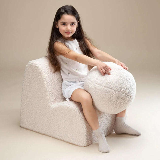 Silla de nube blanca crema