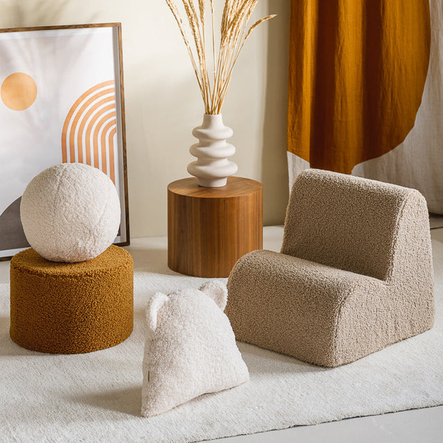 Cojín de oso blanco crema