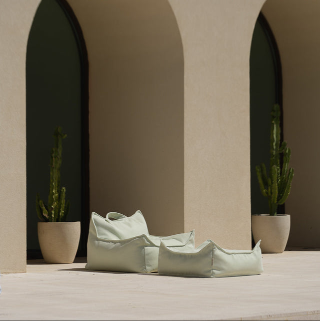 Herba al aire libre otomana cuadrada