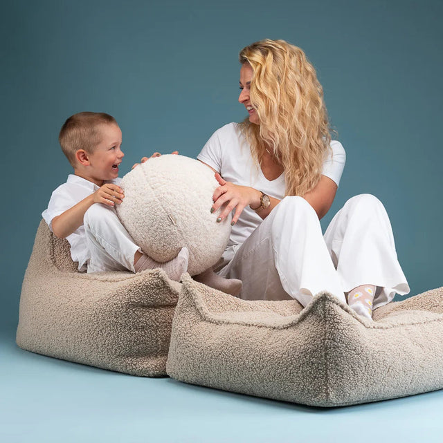 Otomana de la cuadrícula de galletas