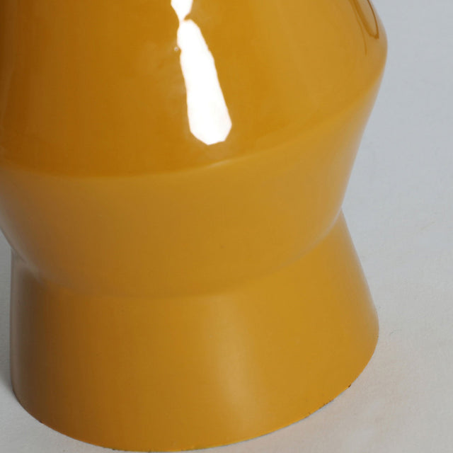 Vista detalle base Lámpara de Sobremesa Orvieto Vidrio en color blanco combinado con color mostaza Kodu Homedesign Vical Slowdeco