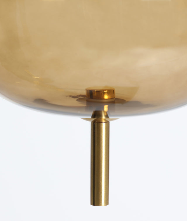 Vista detalle lámpara de Techo Iraide dorada Kodu Homedesign VICAL Slowdeco