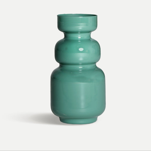 Vista frontal Jarrón Asher en vidrio lacado verde Kodu Homedesign Slowdeco