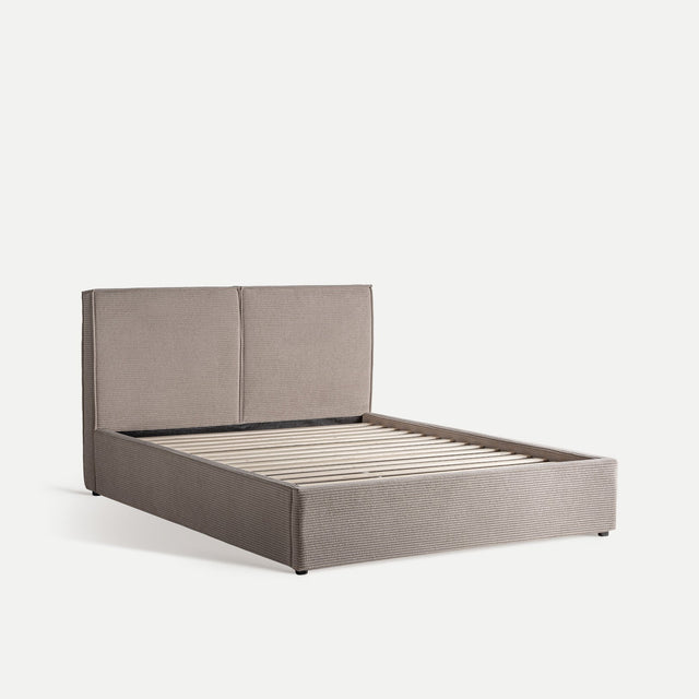 Vista lateral Cama Tapizada Pana Beige - lamas madera de pino Kodu Homedesign Slowdeco