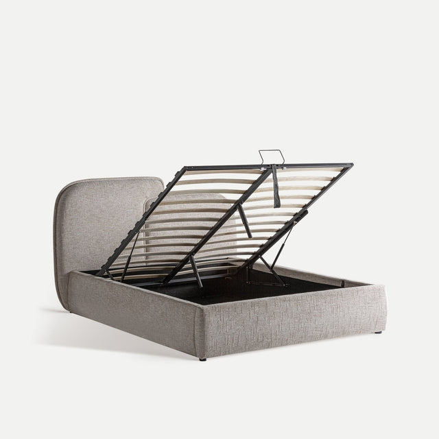 Vista lateral almacenamiento Cama Tapizada Verna Gris Jaspeado - Colchón 150 cm lamas de madera de pino Kodu Homedesign Slowdeco