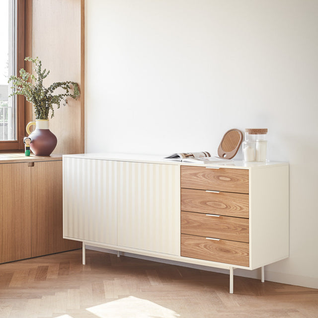 Vista lateral aparador Sierra 159 cm Blanco frontal cajones roble recibidor entrada Teulat Slowdeco