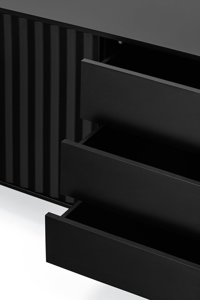 Vista lateral detalle aparador sierra 210 cm negro 3 cajones abiertos Teulat Slowdeco