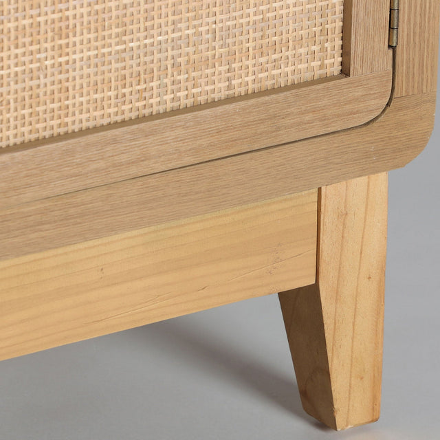 Vista lateral detalle patas Mueble TV Doazit 160 cm Abeto 4 puertas Kodu Homedesign Slowdeco