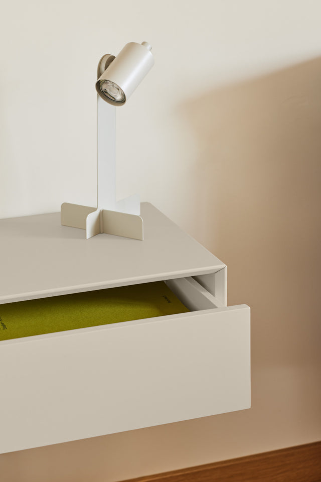 Mesita de Noche Colgada Platt 55