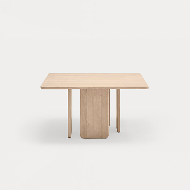 Mesa de Comedor Cuadrada Arq 137 Fresno