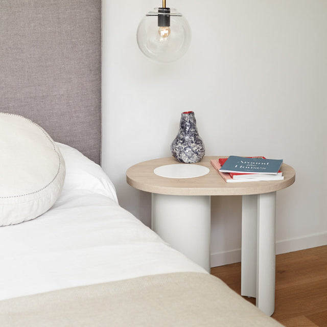 Mesa Auxiliar Ovalada Nori 60 Fresno & Crema