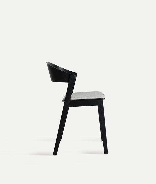 Silla Tapizada Borken Gris & Haya Negra