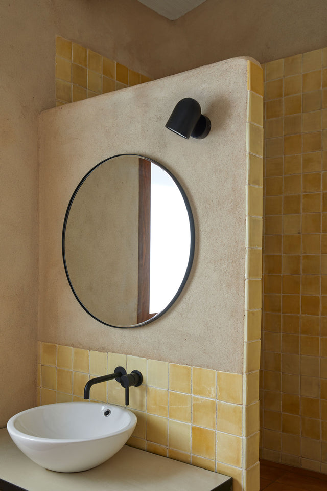 Vista aplique de pared Luc Negro baño aseo Aromas del Campo Slowdeco